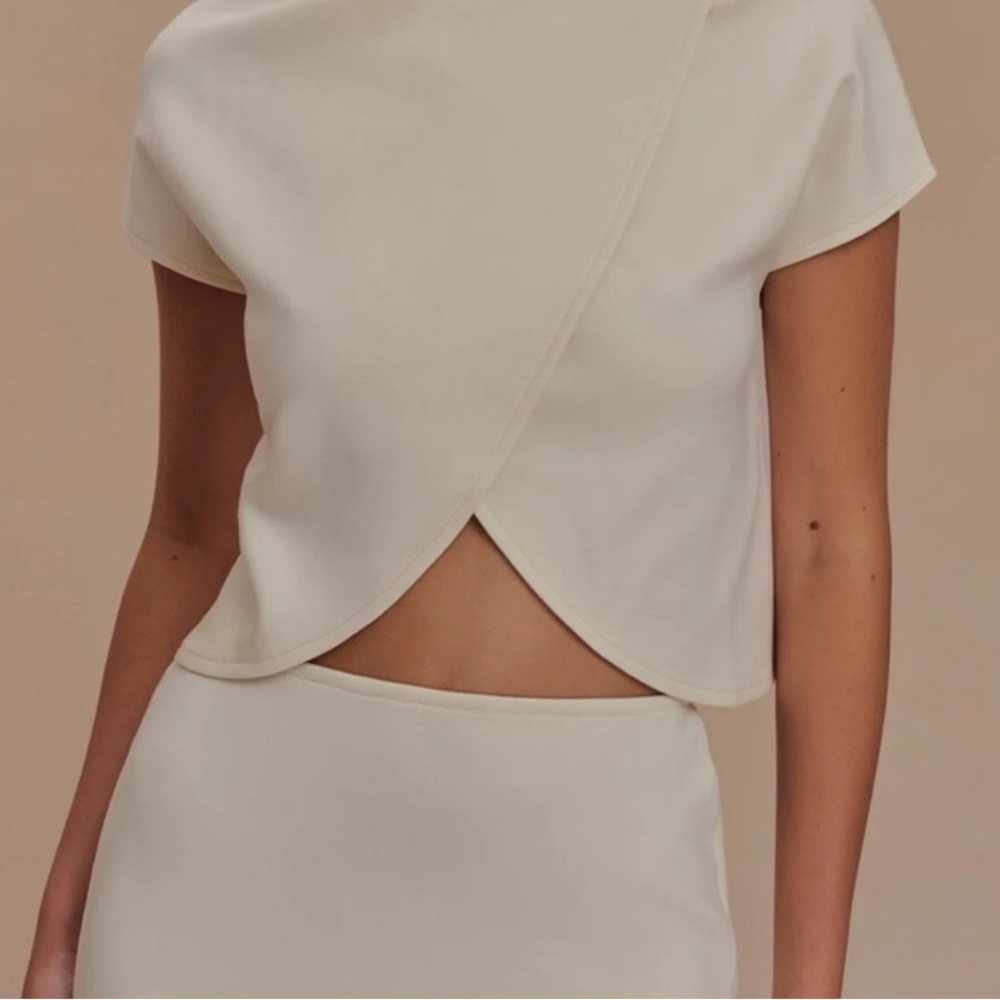 Meshki Cream High Neck Scuba Jersey Top - Picture 3 of 3